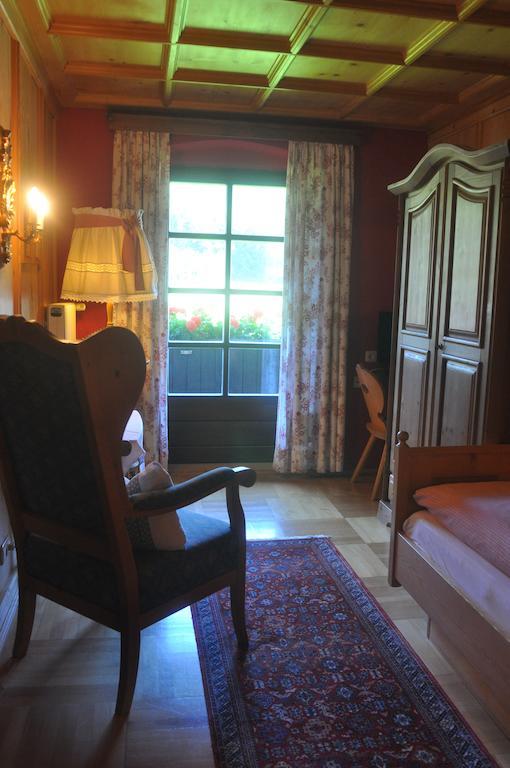 Romantikhotel Almtalhof Grünau im Almtal Quarto foto