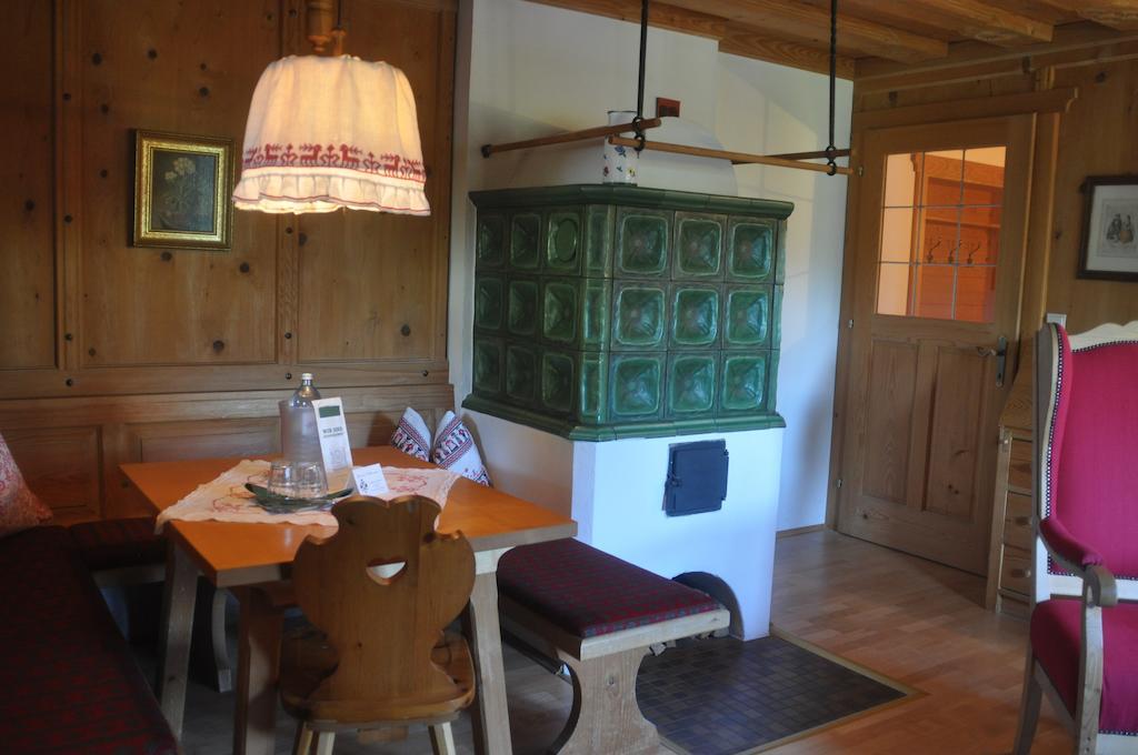 Romantikhotel Almtalhof Grünau im Almtal Quarto foto