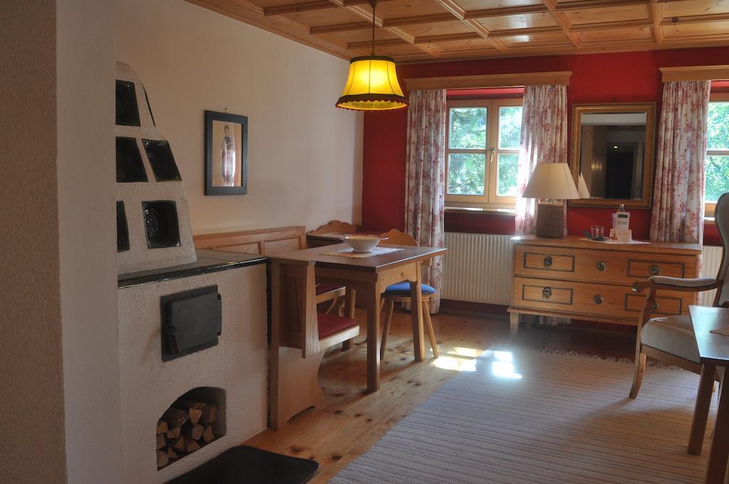 Romantikhotel Almtalhof Grünau im Almtal Quarto foto